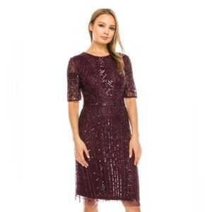Elegant Adrianna Papell Burgundy Sequin
Dress size 16